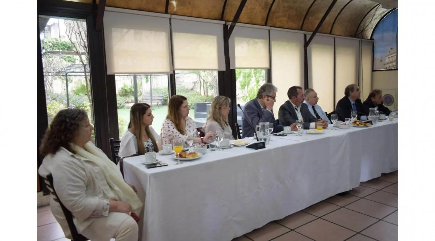 El Diputado Nacional (mc) y decano de la FRTDF Ingeniero Mario Ferreyra, participó del encuentro en Bs. As.