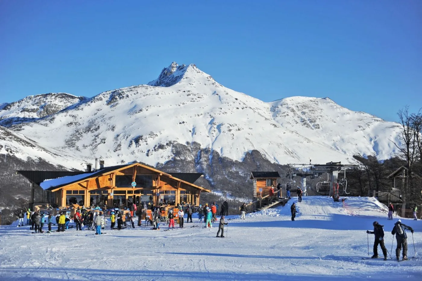 Cerro Castor extiende la preventa del pase de temporada 2024.