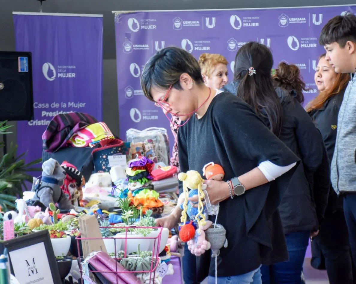 La Secretaría de la Mujer continúa con las “Expo-Feria de Verano”