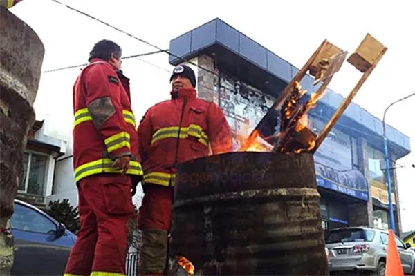 Bomberos Voluntarios protestaron durante cuatro jornadas consecutivas.