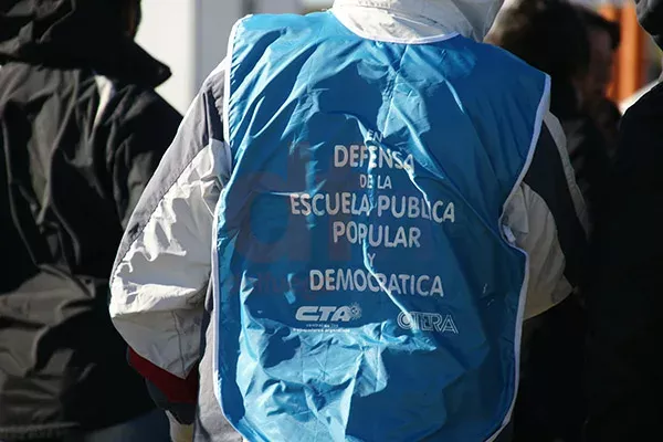 El sindicato docente quiere seguir negociando una mejora salarial provincial.