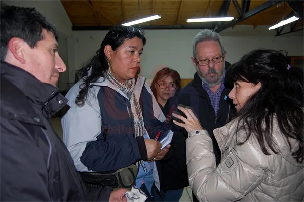 Los vecinos plantearon sendas inquietudes sobre las necesidades del barrio.