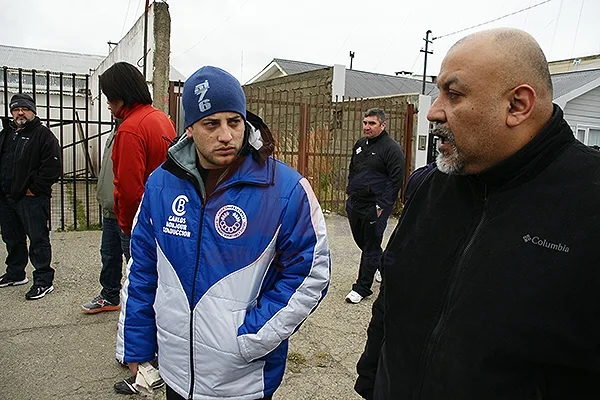 Trentino (izquierda) junto a Walter Campos de la CGT y ex titular de SMATA.