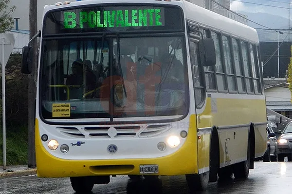 Autobuses Santa Fe no tiene intenciones de conitnuar en la ciudad de Ushuaia.