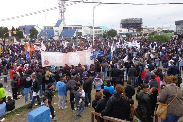 La concentración se realizó en San Martín y Belgrano.