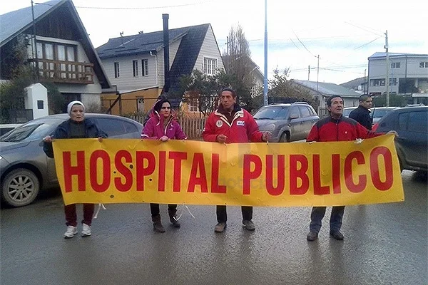 La Mesa de Salud, en defensa del hospital público.