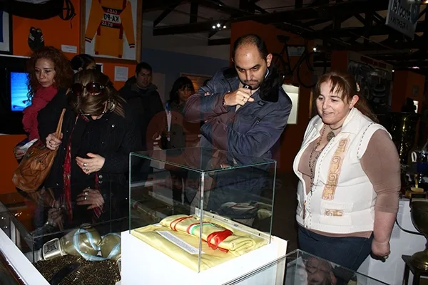 La muestra se exhibe en el Museo Municipal de Río Grande.