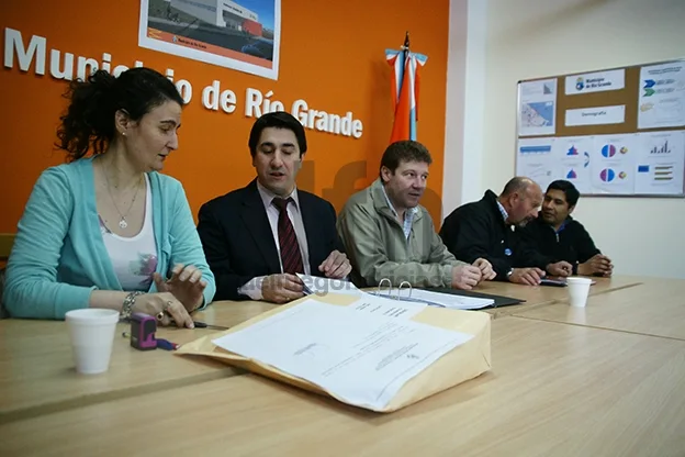 Una sola empresa licitó la obra del gimnasio de Chacra XIII.