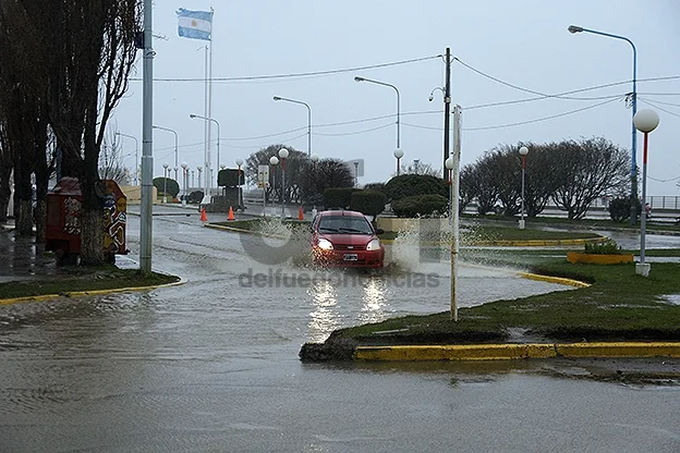 La esquina de la Casa de la Cultura, inundada.