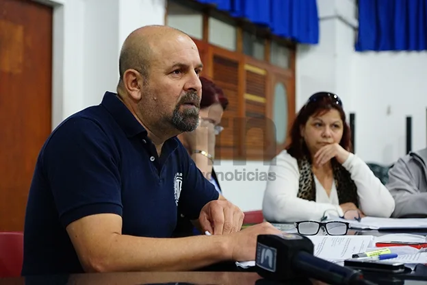 Marcelo Córdoba encabezó la conferencia de prensa en ATE.