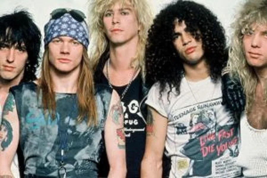 Guns N' Roses vuelve a los escenarios