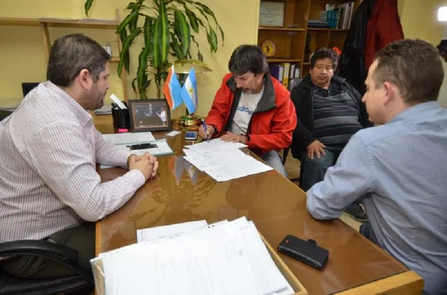 Vialidad también adhirió al pacto de paz social