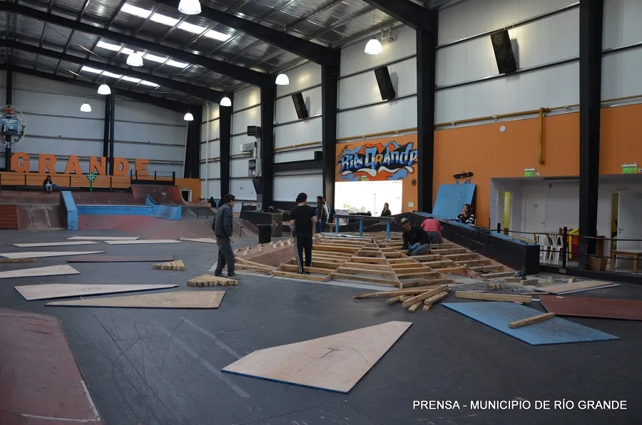 Mantenimiento y remodelación en el Skate & Bike Park