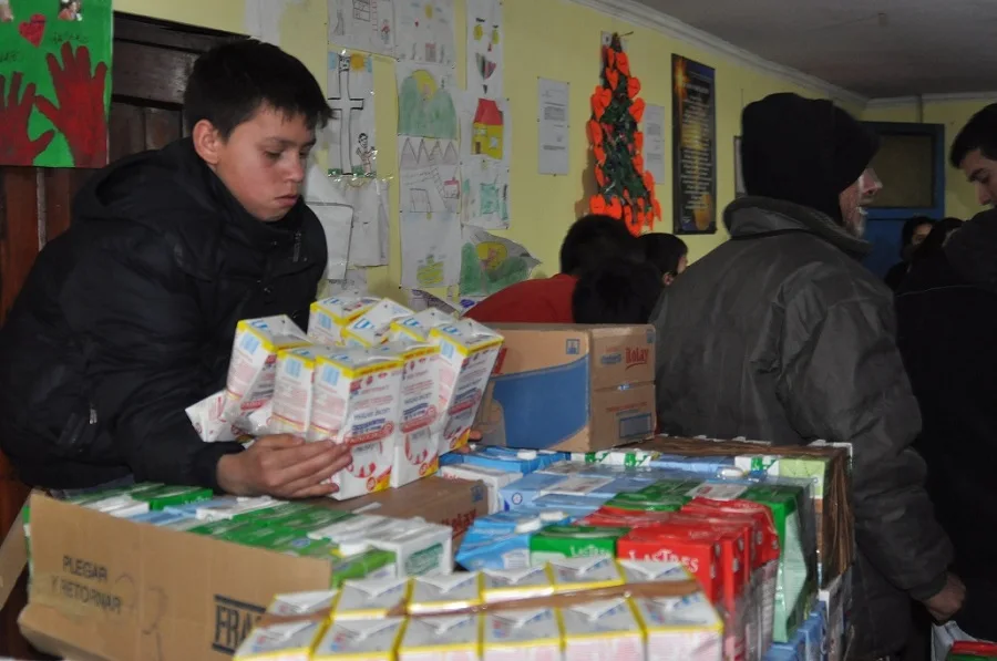 Se entregaron 600 litros de leche al comedor "Un granito de amor"