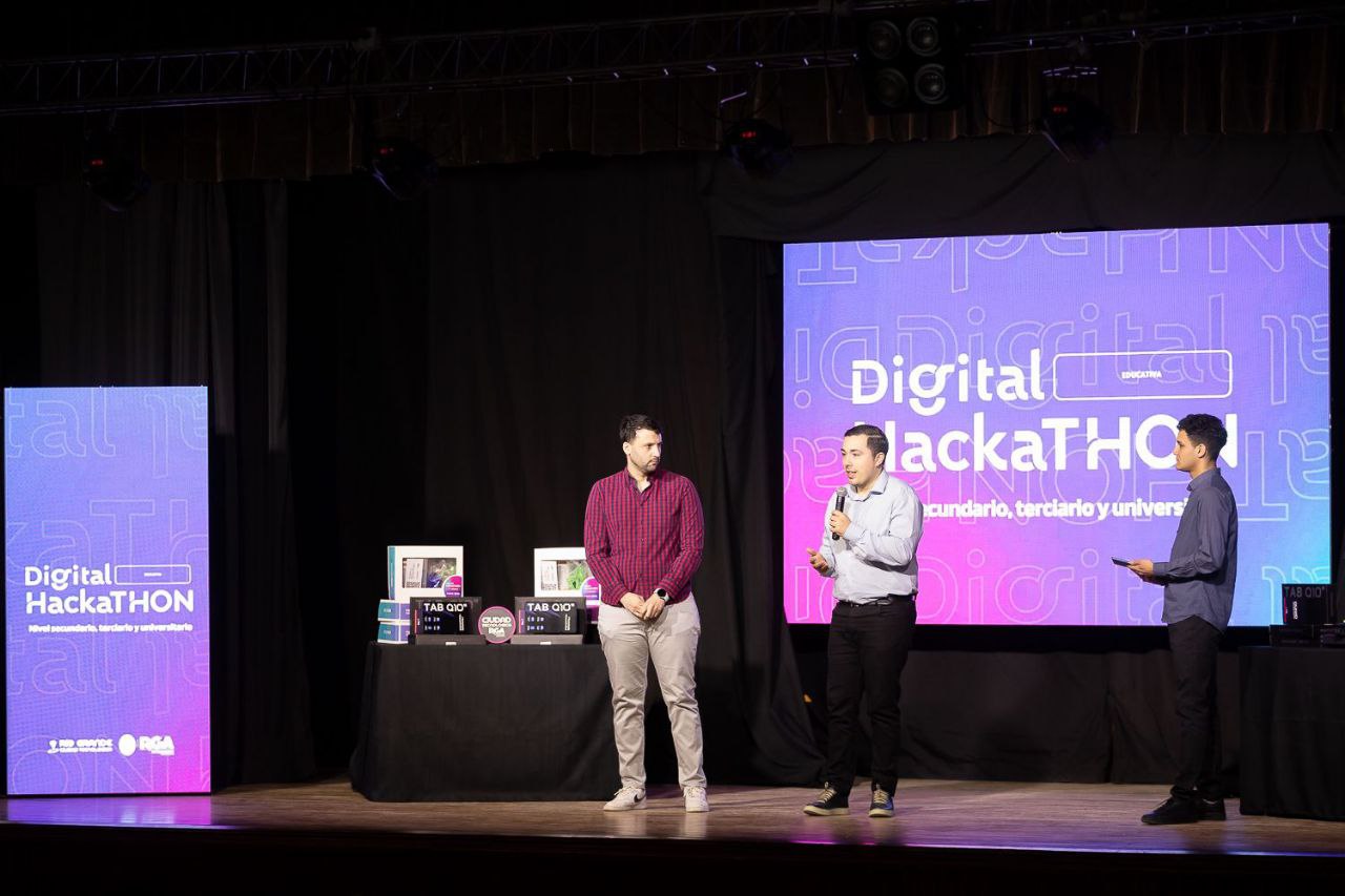 Río Grande celebró la tercera edición de la Digital Hackathon para jóvenes innovadores