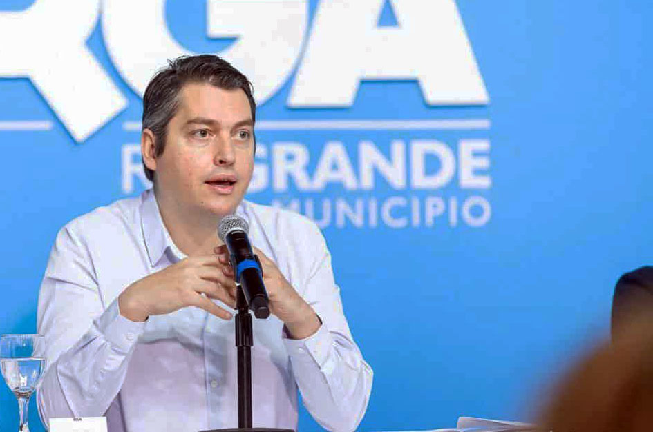 Martín Perez, intendente de la ciudad de Río Grande.