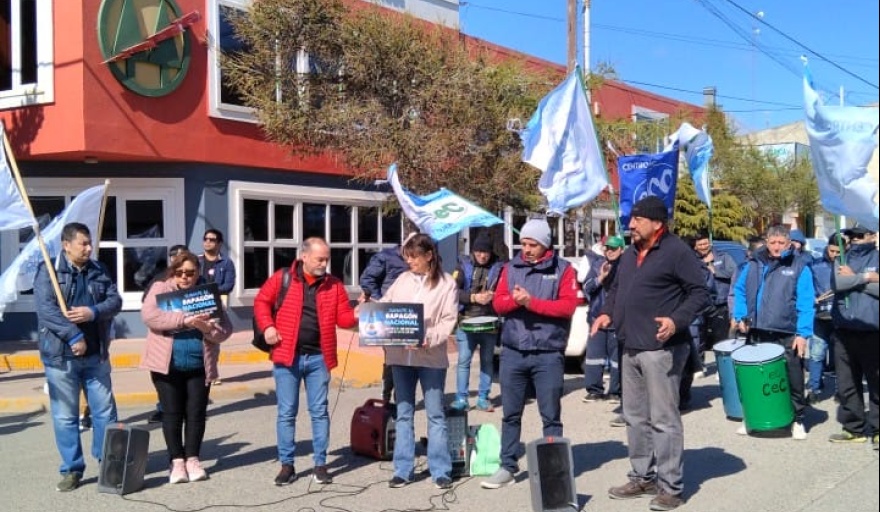 Protestas contra el aumento de la luz