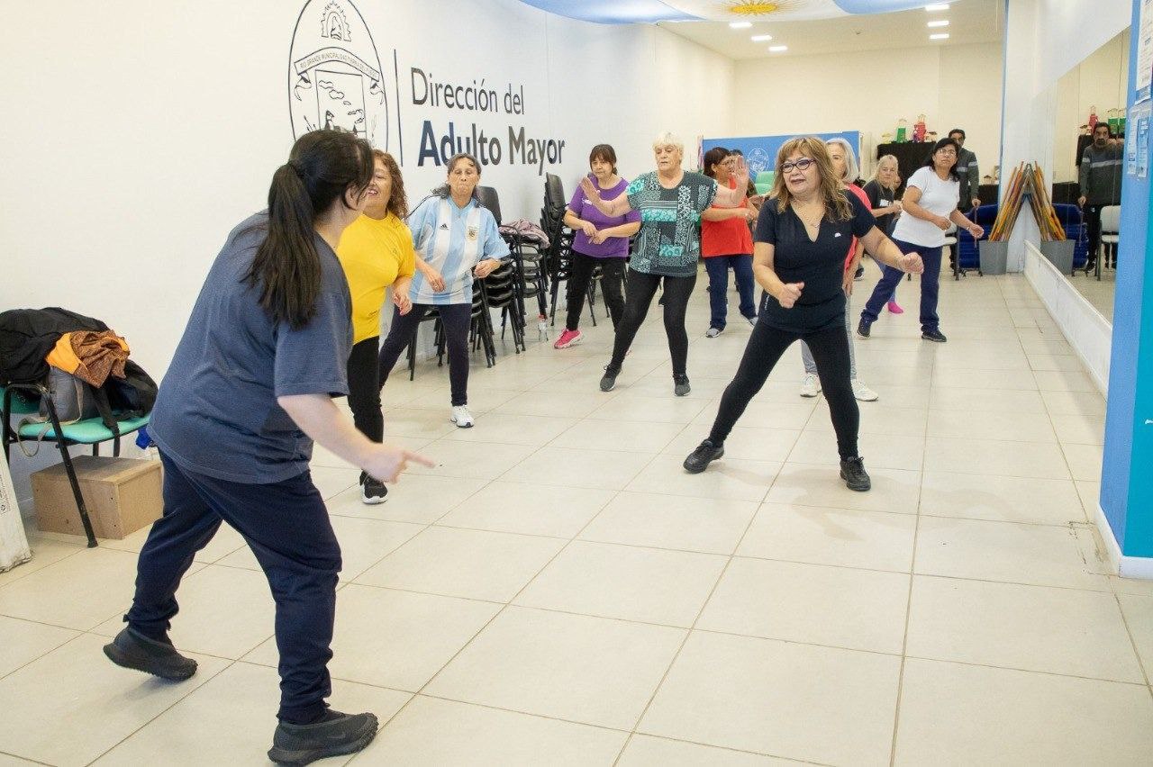 Invitan a adultos mayores al programa municipal “Bien Activos”