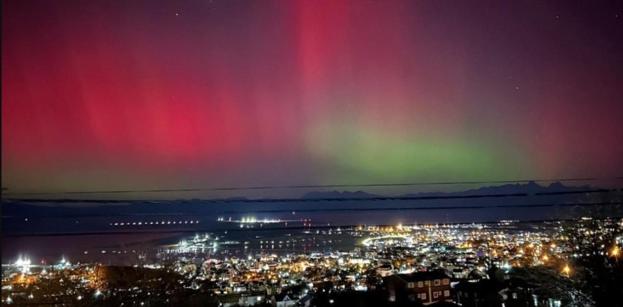 Auroras australes pintaron el cielo de Ushuaia