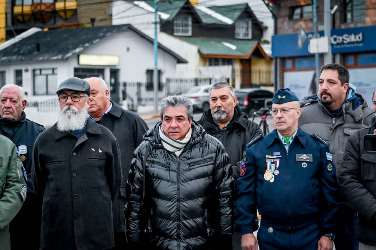 La Municipalidad de Ushuaia acompañó los actos en homenaje al ‘Bautismo de Fuego’