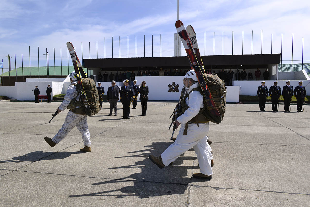 La Armada Argentina celebró el 145° aniversario de la Infantería de Marina