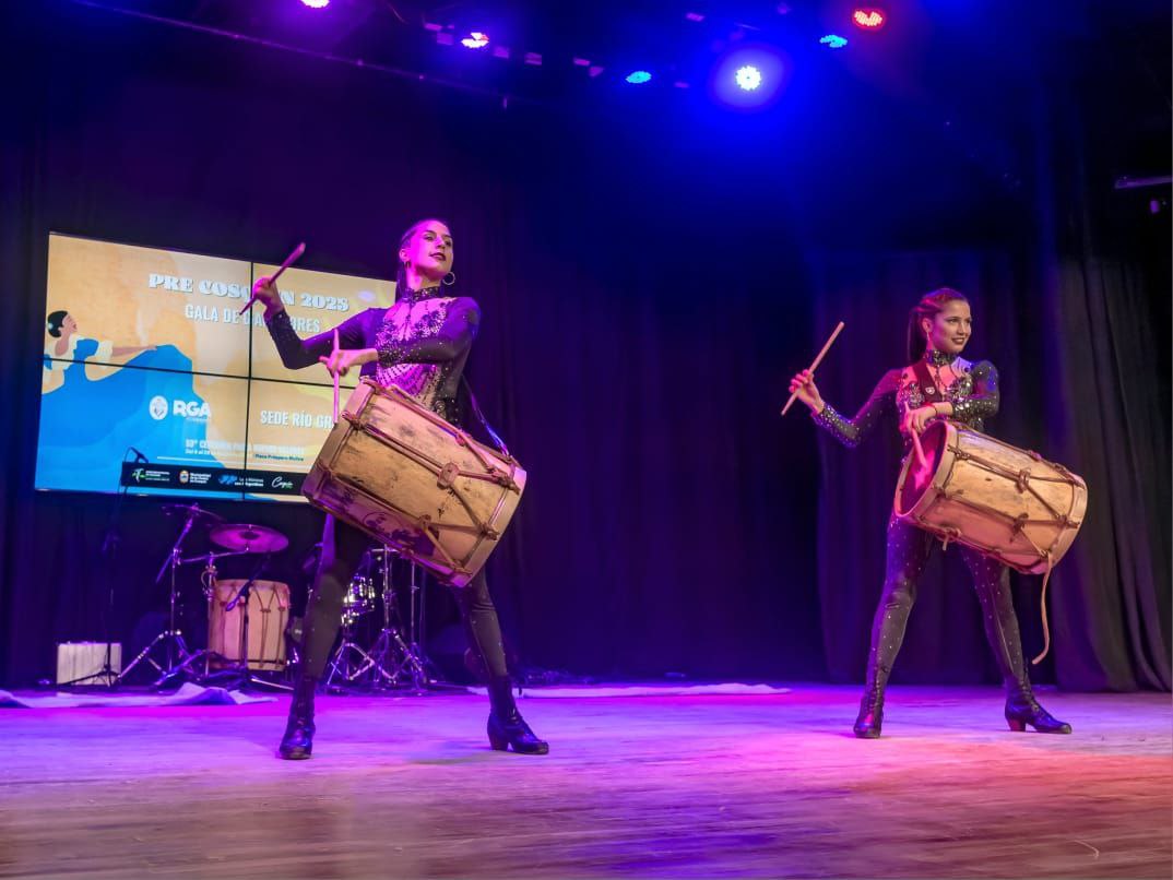 Artistas brillaron en la “Gala de Ganadores del pre Cosquín”