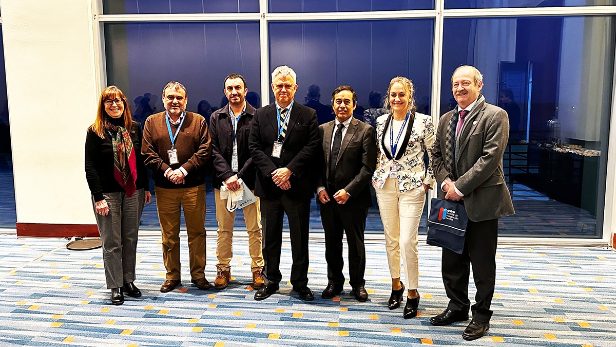 El licenciado Roberto Ruiz Piracés, Cónsul General de Chile en Río Grande y Tolhuin, participó de la reunión del 29° Comité de Integración Austral en Punta Arenas.