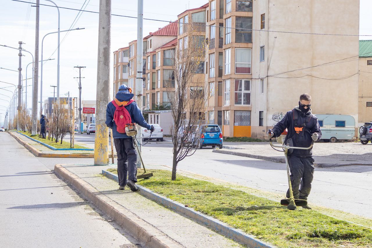 Avanzan los trabajos de embellecimiento en espacios públicos de la ciudad