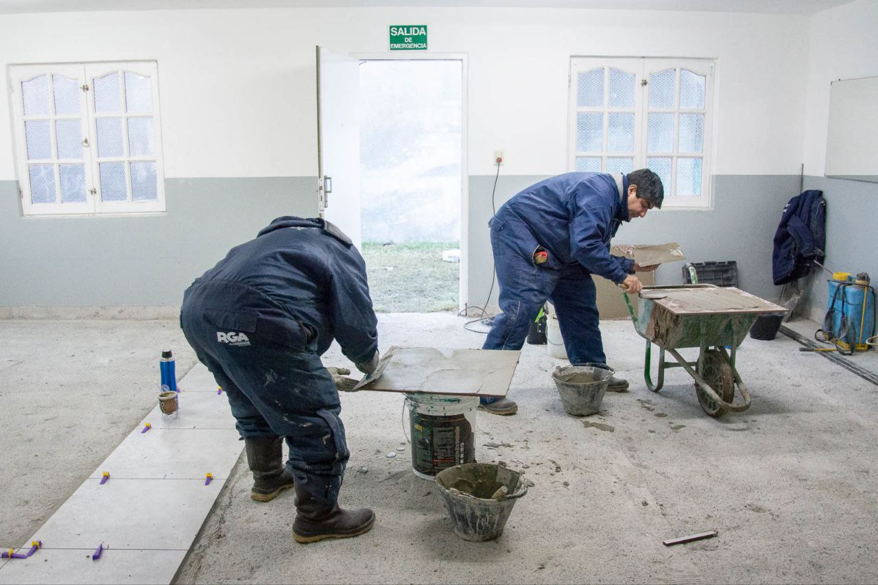 El Municipio reacondiciona los espacios jóvenes y centros comunitarios