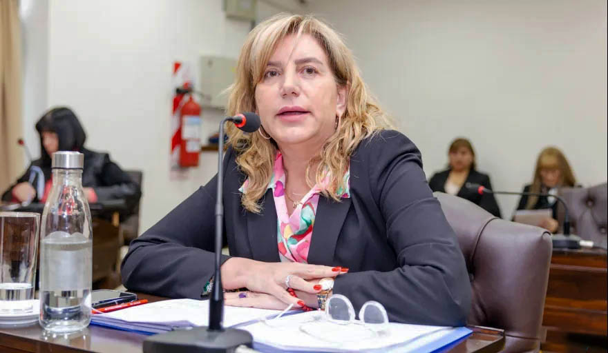 Myriam Martínez, legisladora oficialista.