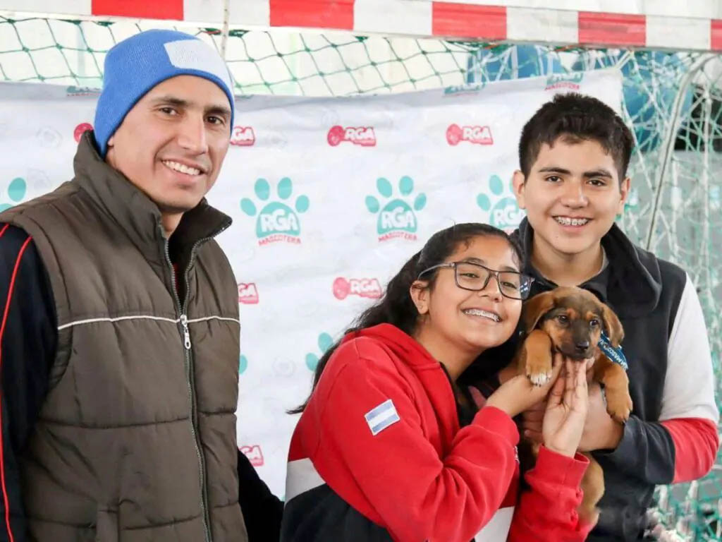 Invitan a sumar un amigo de cuatro patas a la familia