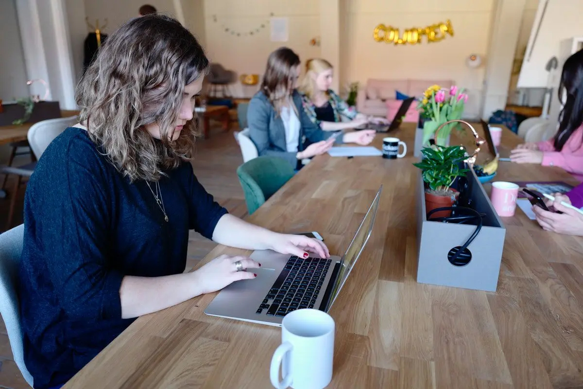 Continúan las capacitaciones para mujeres y diversidades emprendedoras