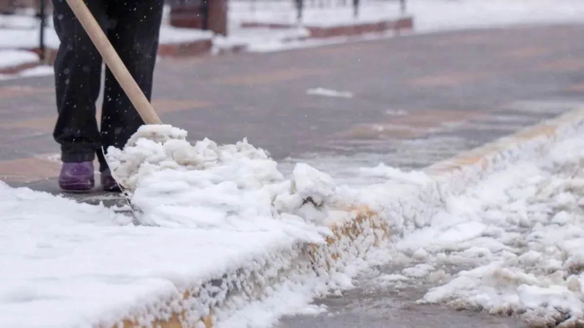 El Municipio de Río Grande insta a mantener las veredas libres de nieve y hielo