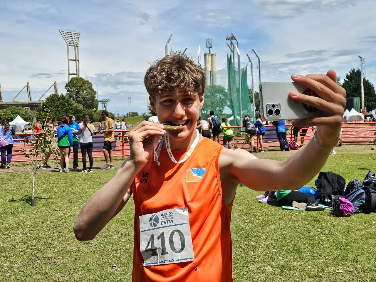 Antueno se consagró campeón en la prueba de Salto en Alto, en el segundo día de competencia en los juegos Deportivos Nacionales Evita.