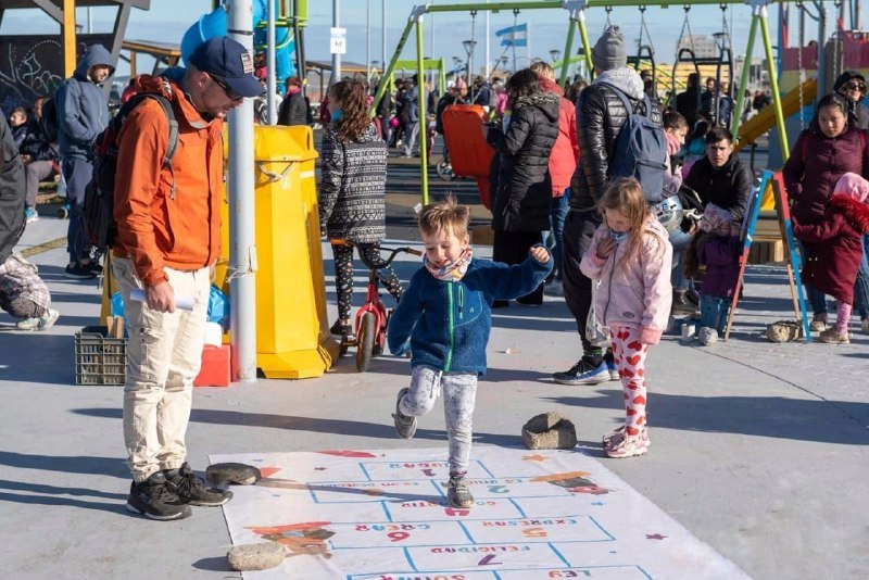 El Parque de los Cien Años serpá escenario de 2 propuestas para las familias.