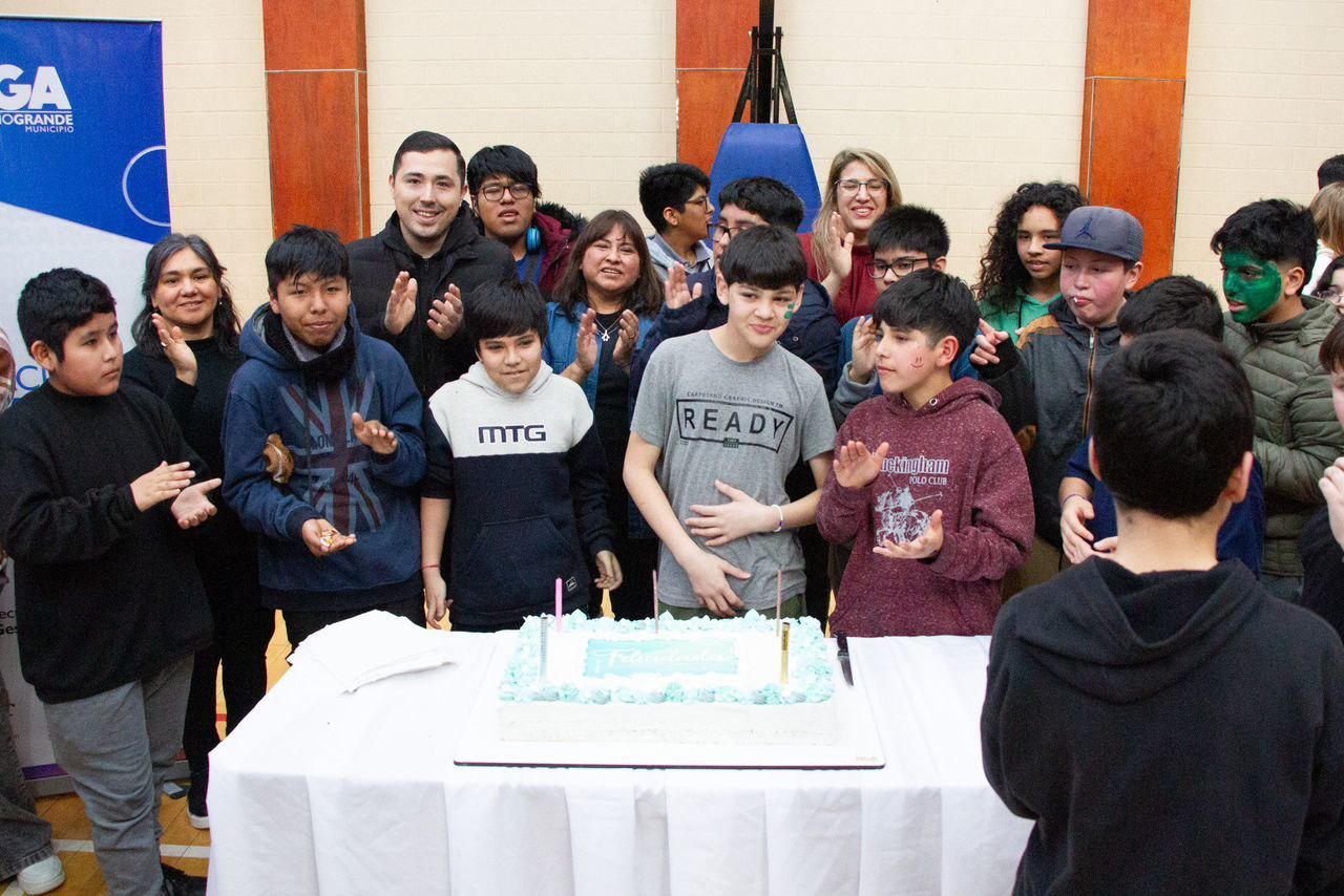 El colegio Haspen celebró sus 29 años junto al Espacio Joven del B° AGP.