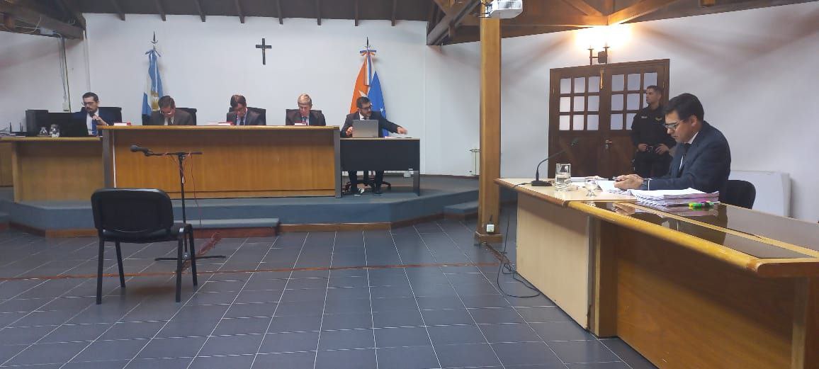 Tribunal de Juicio en lo Criminal del Distrito Judicial Sur .