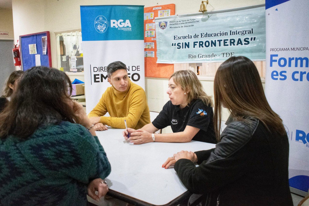 En conjunto con la Escuela de Educación Integral “Sin Fronteras” (EdEI), el Municipio llevará adelante la Capacitación Hortícola “Eco Crecer”.