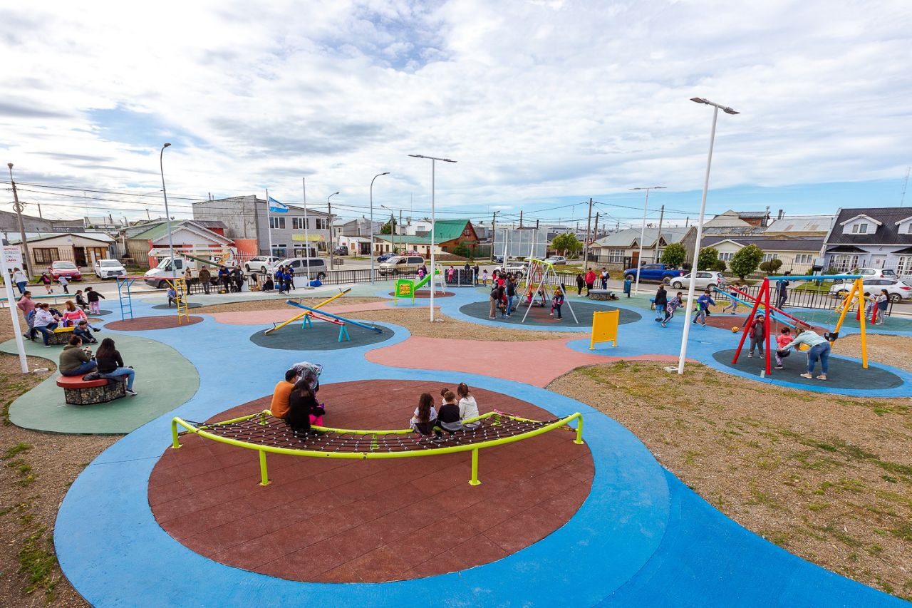 Plaza del B° 25 de Mayo, ubicada en Hernández y Don Bosco,