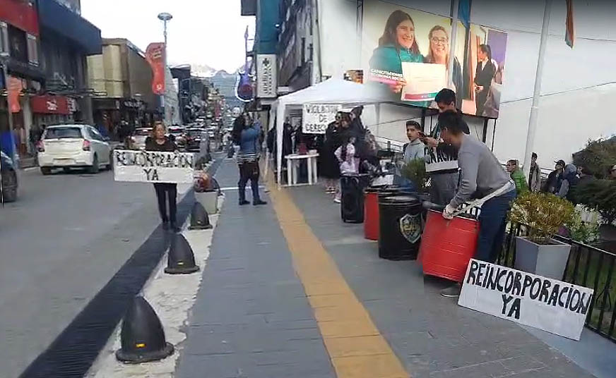 Trabajadores juntan firmas para exigirle a Vuoto la reincorporación de Ríos y su hermana