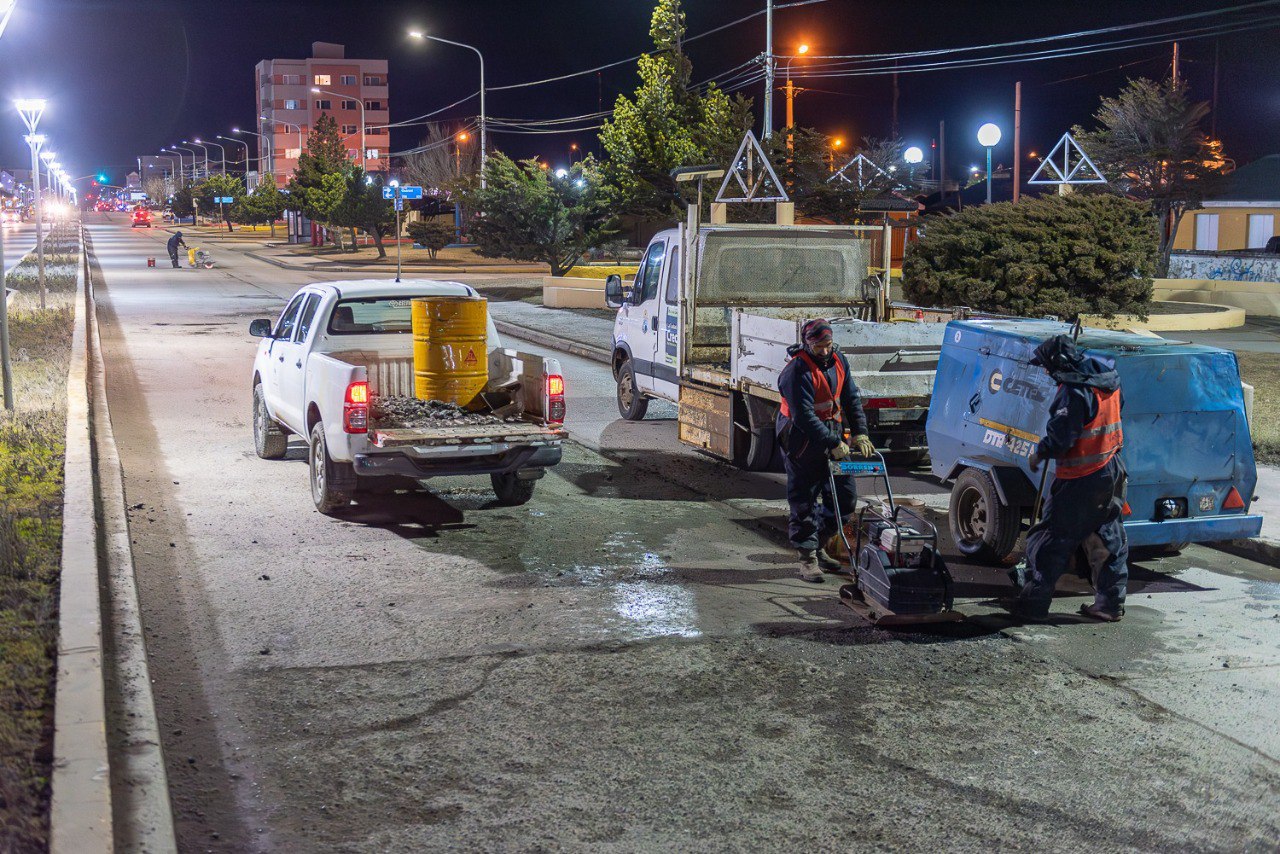 Avanzan los trabajos de reparación vial en la ciudad