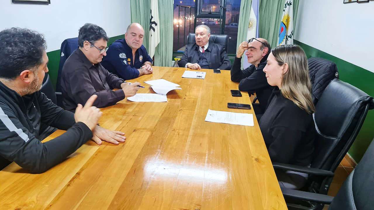 La UTN Fueguina y BigTools sellan convenio para potenciar la formación técnica y las prácticas profesionalizantes