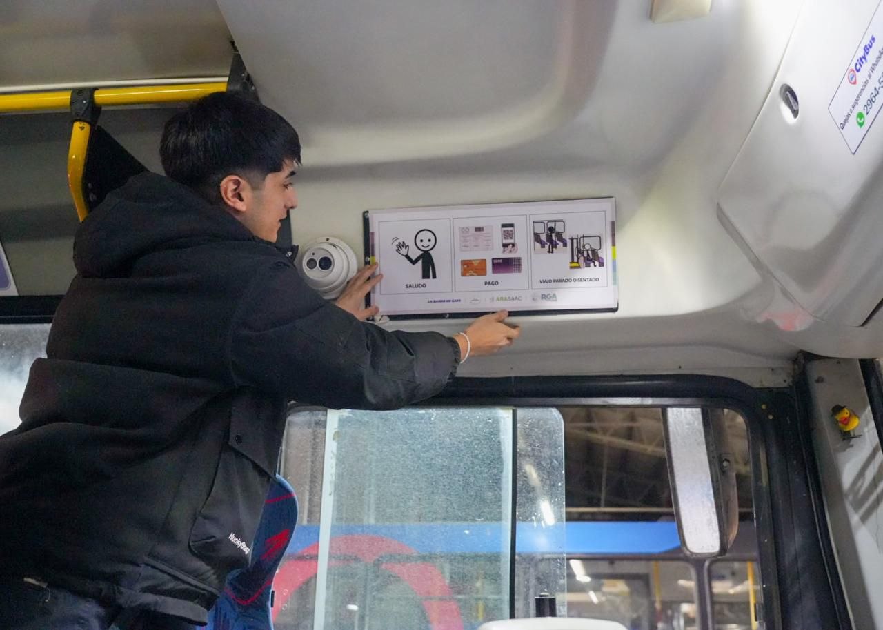 Río Grande incorpora pictogramas al transporte público para facilitar un uso más autónomo